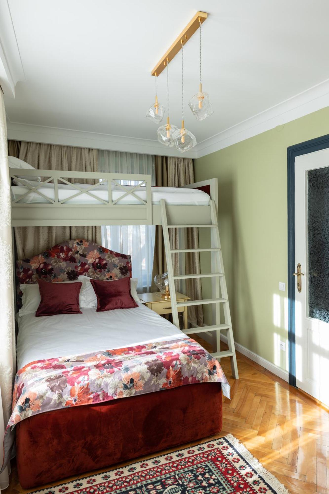 Magister Seven Bed & Breakfast Sibiu Exterior foto