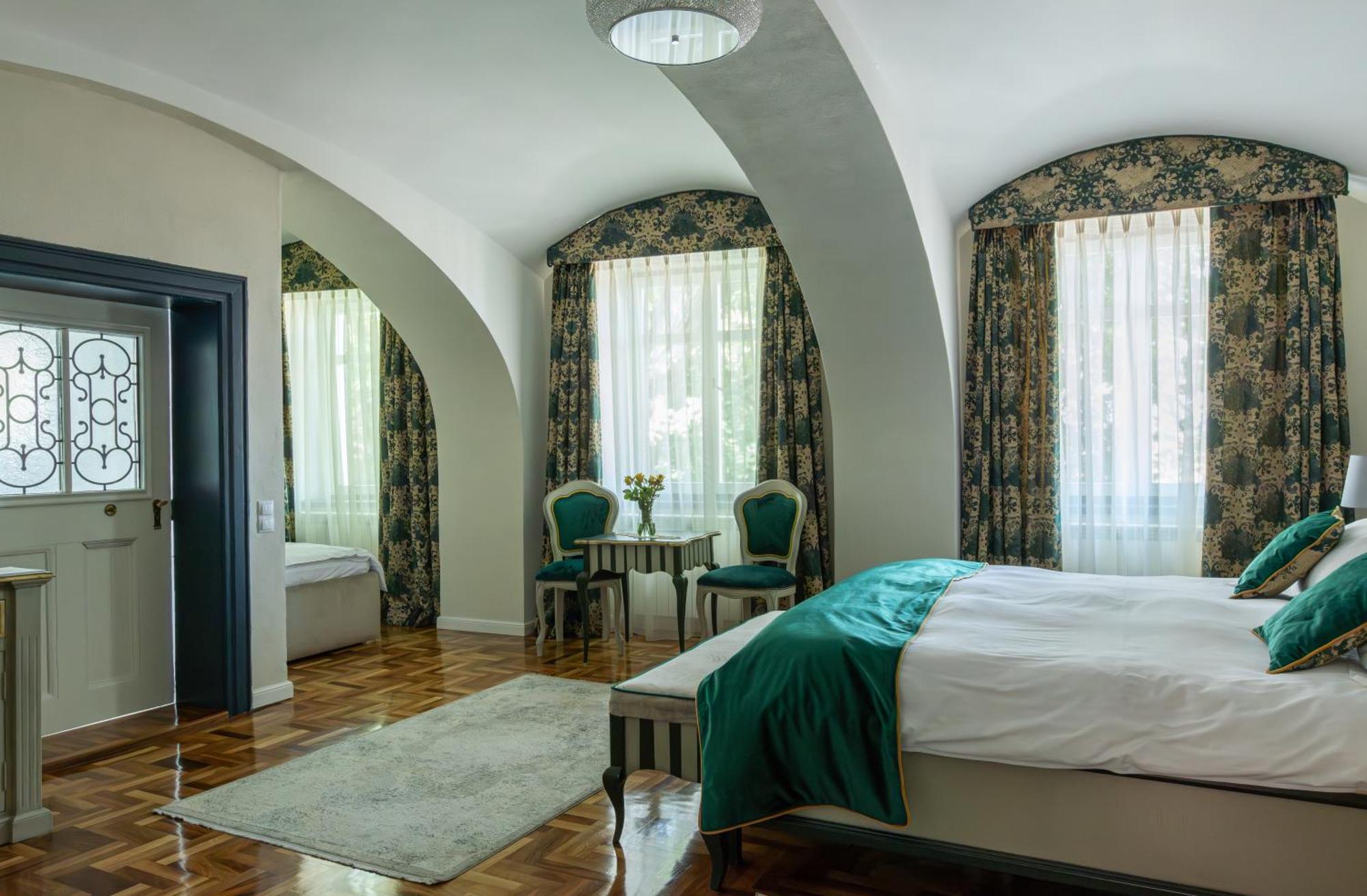 Magister Seven Bed & Breakfast Sibiu Exterior foto