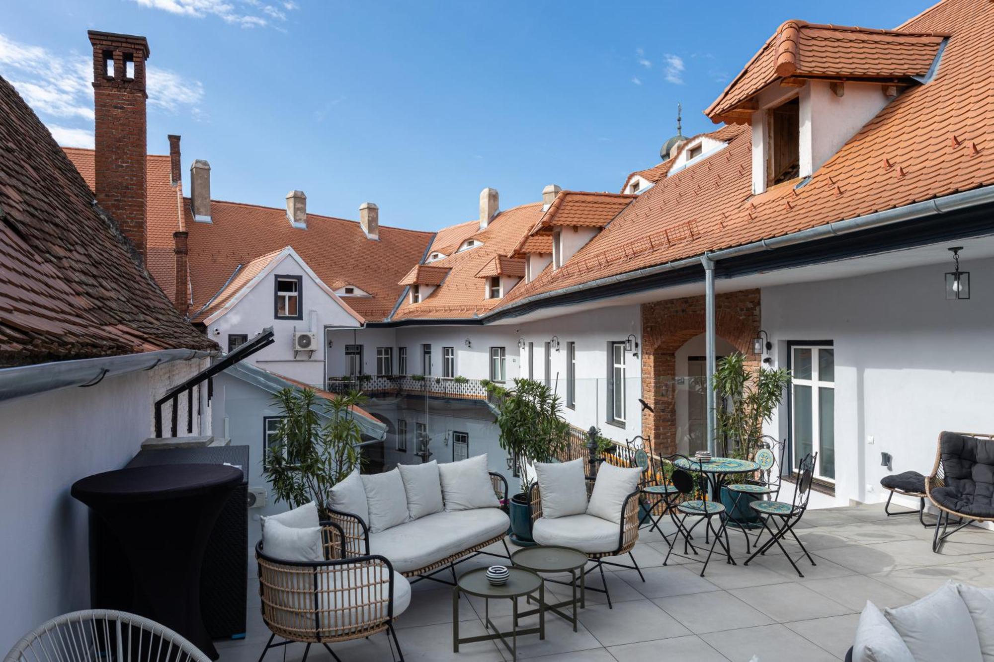 Magister Seven Bed & Breakfast Sibiu Exterior foto