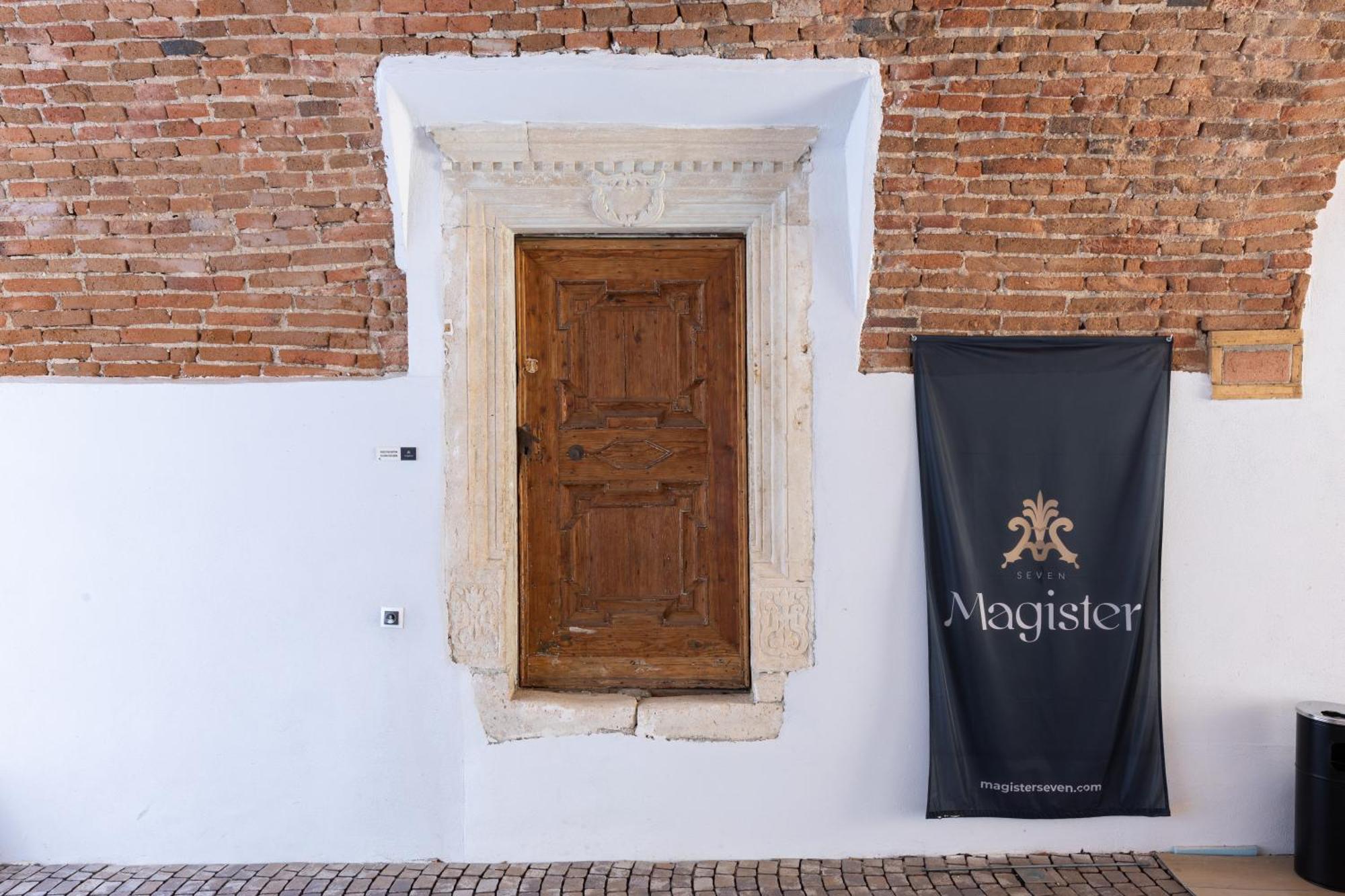 Magister Seven Bed & Breakfast Sibiu Exterior foto