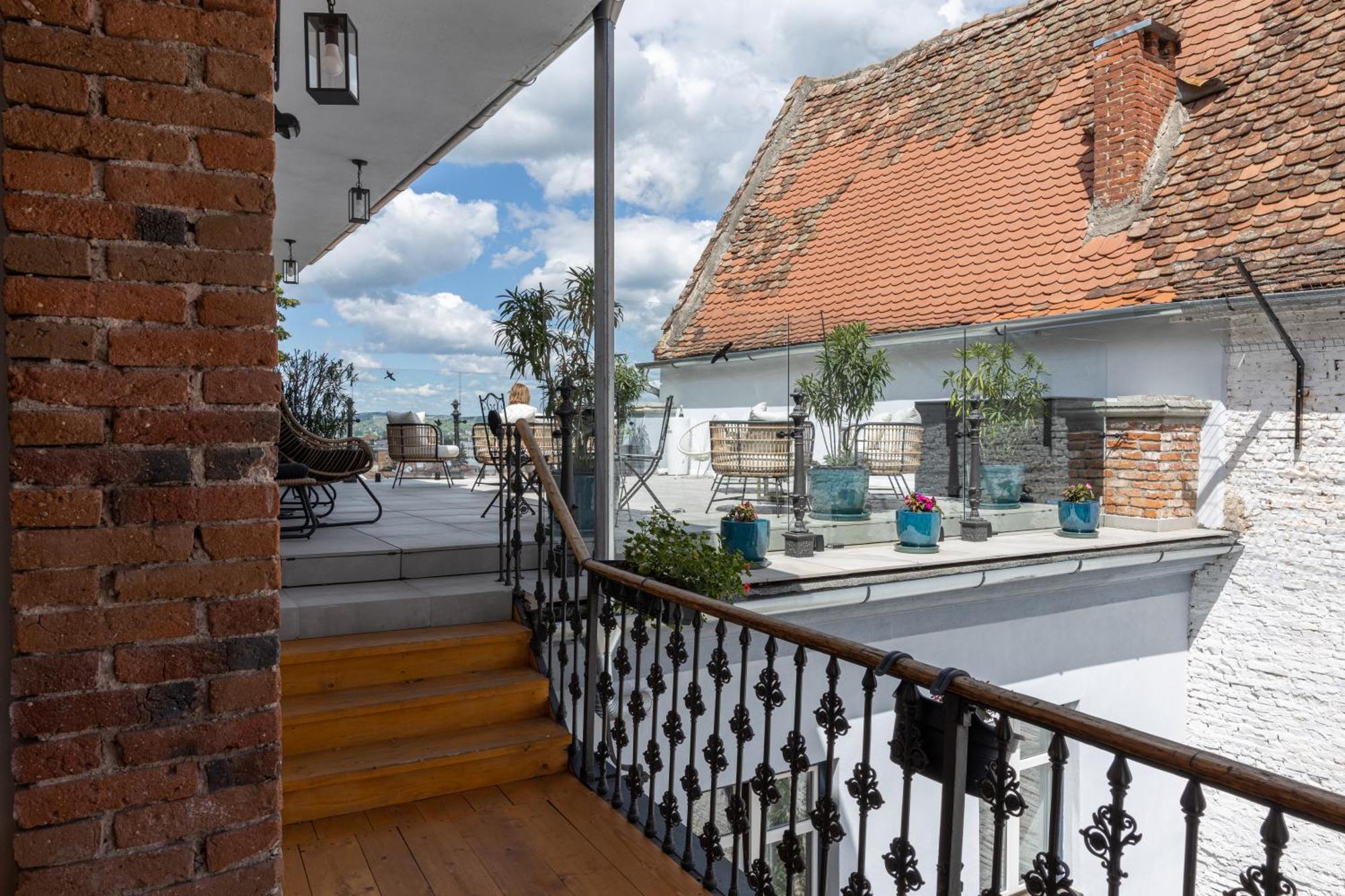 Magister Seven Bed & Breakfast Sibiu Exterior foto